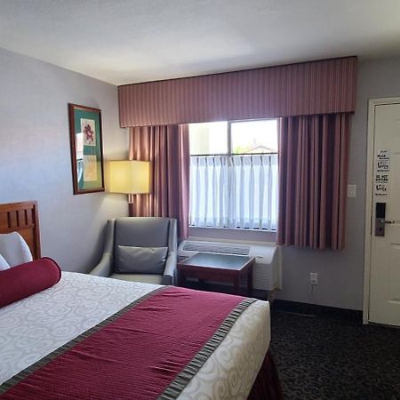 Dow Villa Motel Lone Pine Exterior foto